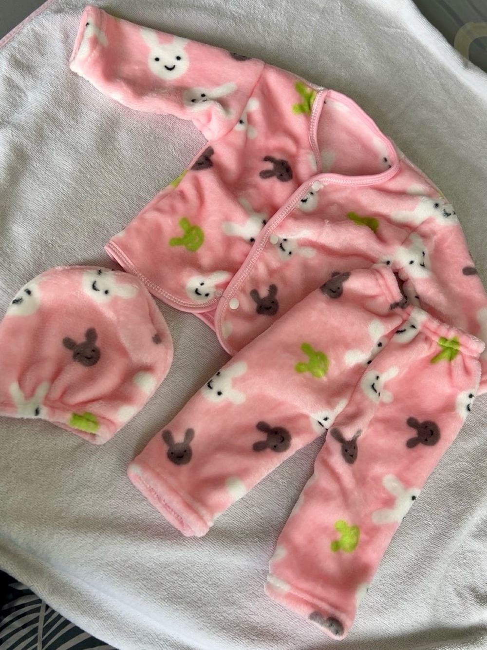Soft Pink Bunny Print baby Set with Hat
